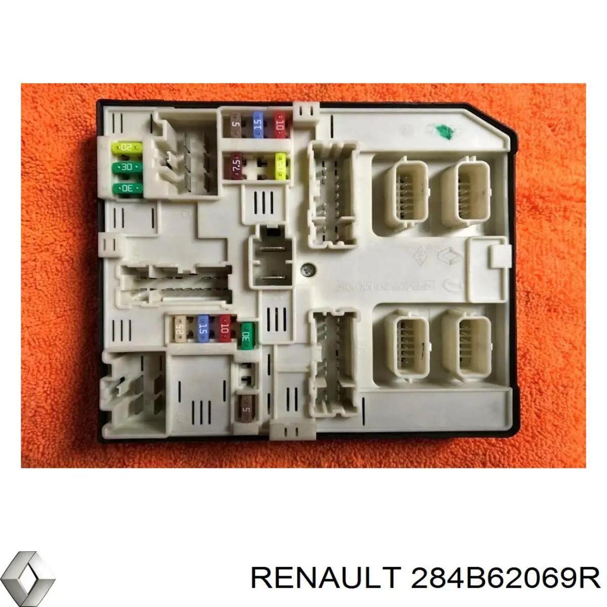 284B62069R Renault (RVI) Caja de relés y fusibles
