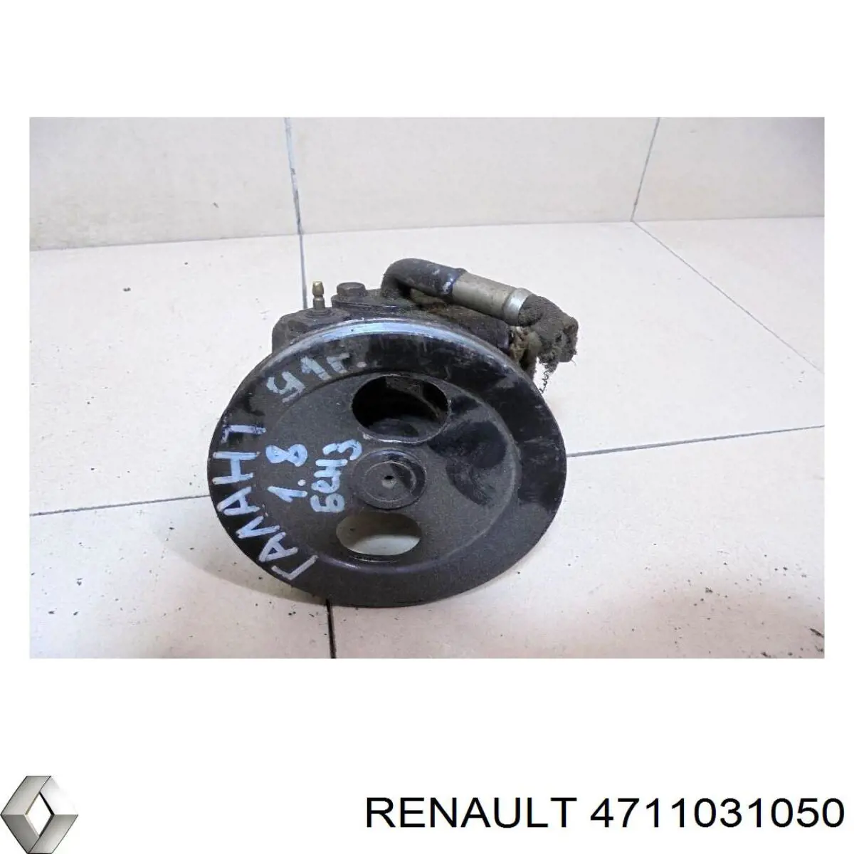 4711031050 Renault (RVI) Bomba hidráulica de dirección