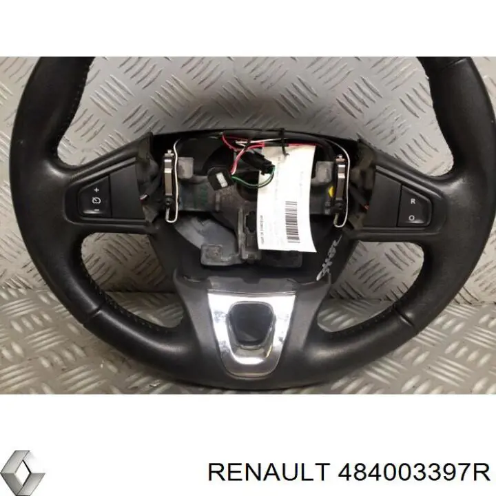 Volante multifuncion Renault (RVI) 484003397R