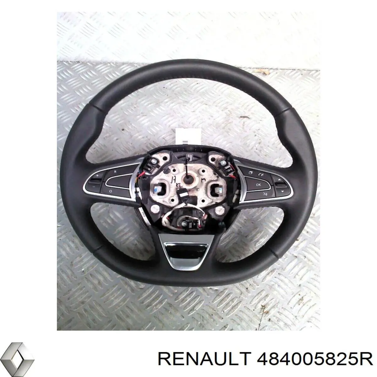 484005825R Renault (RVI) volante