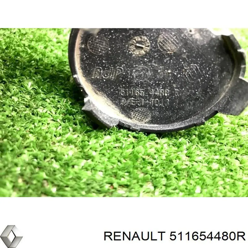 511654480R Renault (RVI) cobertura de parachoques, enganche de remolque, trasera