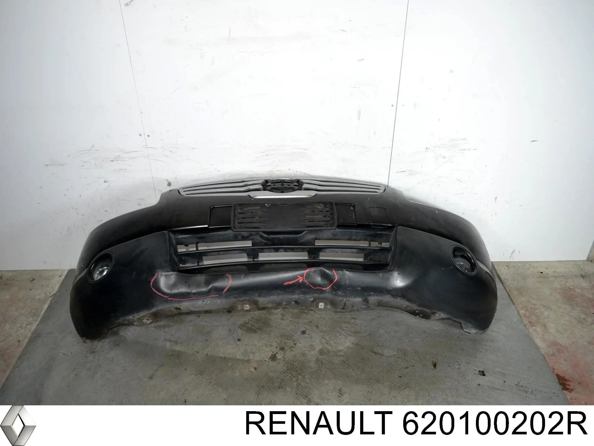 Parachoques Renault (RVI) 620100202R