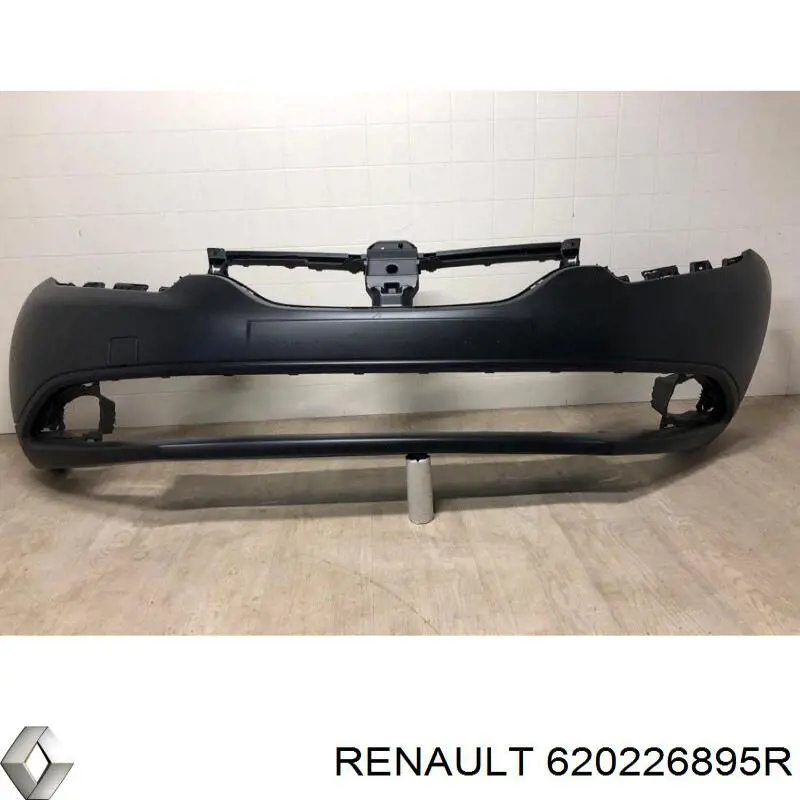 620226895R Renault (RVI) paragolpes delantero