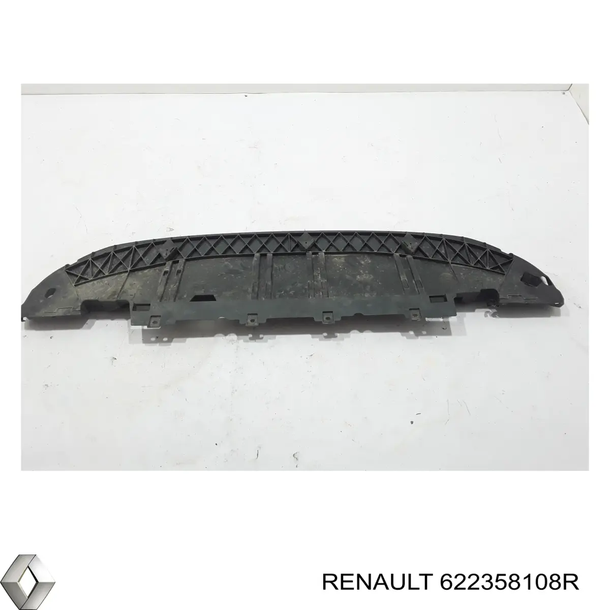 Protector paragolpes Renault (RVI) 622358108R precio, desde 105,08 EUR
