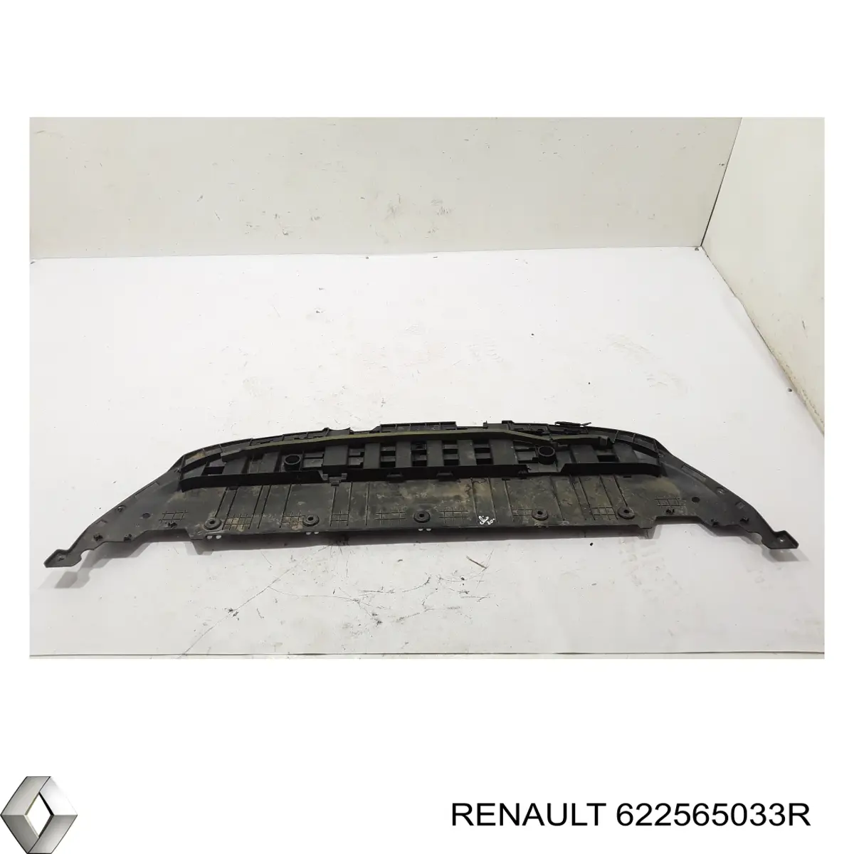 Cubierta, parachoques delantero Renault (RVI) 622565033R precio, desde 25,00 EUR