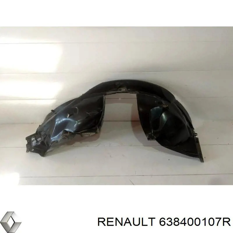 638400107R Renault (RVI) guardabarros interior, aleta delantera, derecho