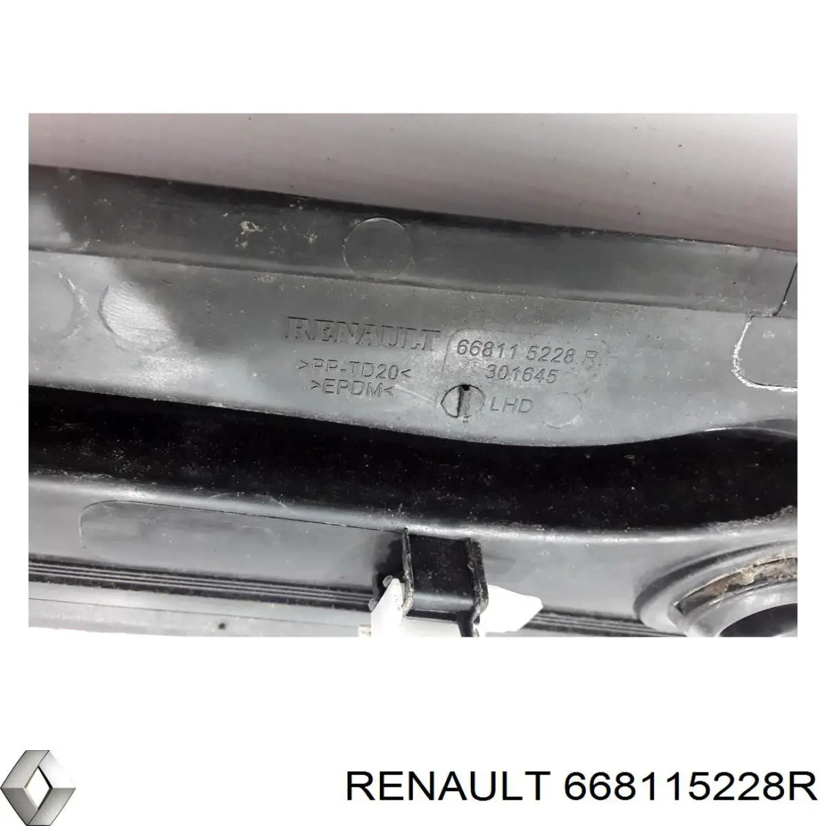 Rejilla de limpiaparabrisas Renault (RVI) 668115228R precio, desde 90,02 EUR