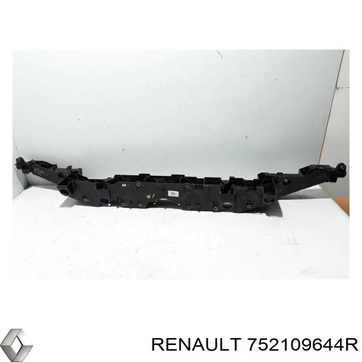 Panel de soporte del radiador y montaje de faros Renault (RVI) 752109644R precio, desde 277,25 EUR