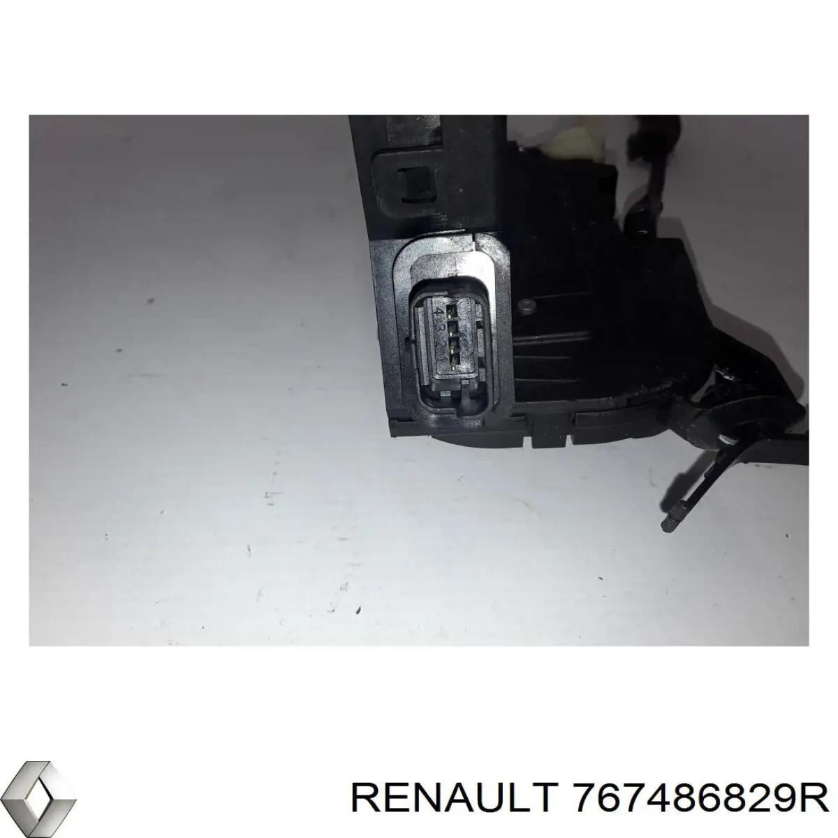 Paso de rueda trasera, derecho Renault (RVI) 767486829R