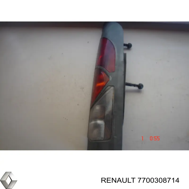 7700308714 Renault (RVI) piloto posterior derecho