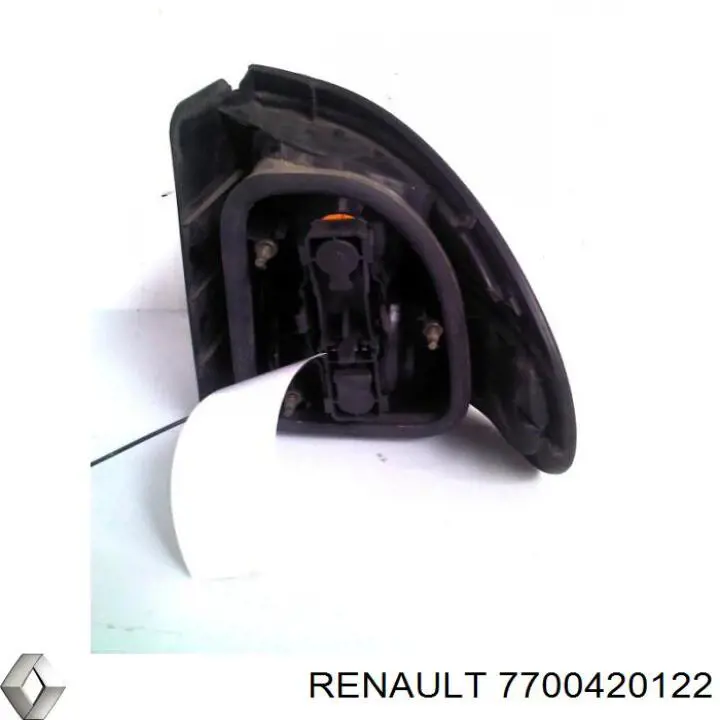 Piloto trasero izquierdo 7700420122 Renault (RVI)