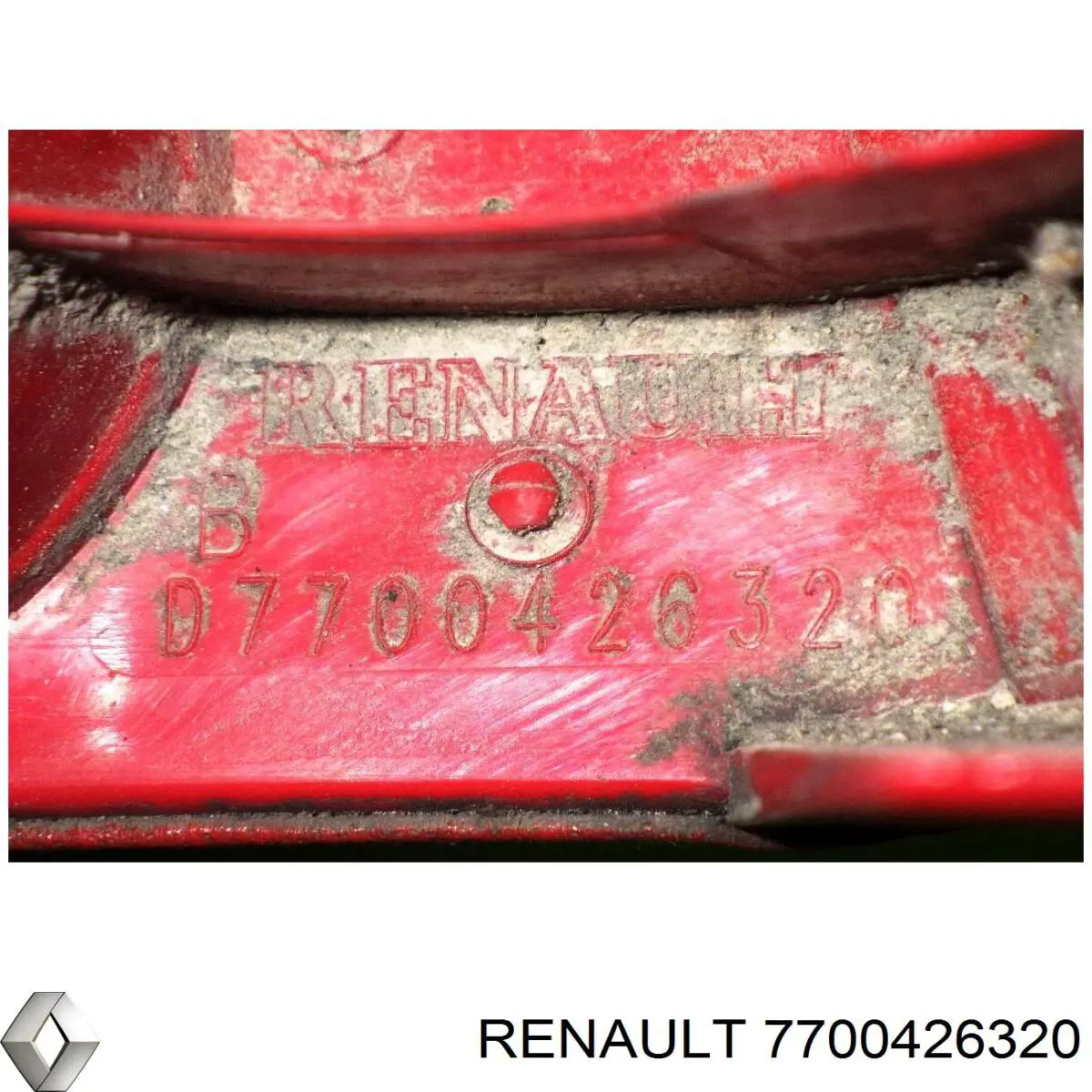 Piloto trasero exterior derecho 7700426320 Renault (RVI)