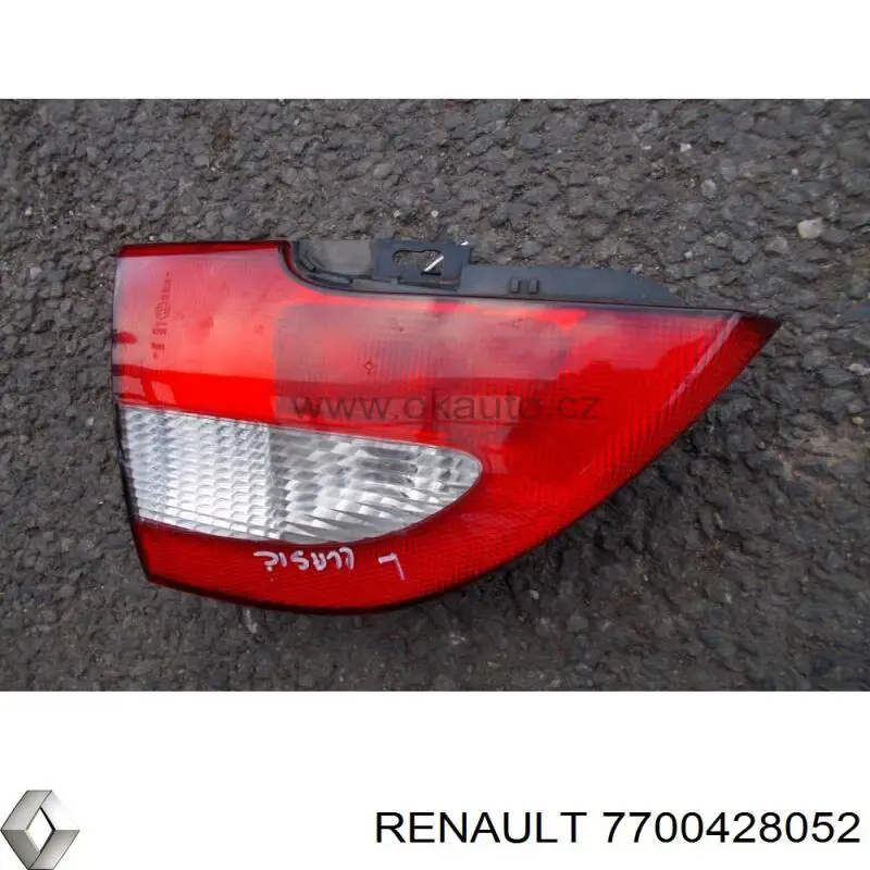 7700428052 Renault (RVI) piloto trasero interior izquierdo