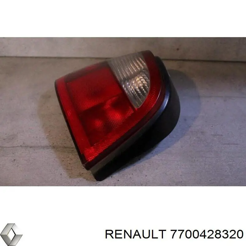 Piloto trasero izquierdo Renault (RVI) 7700428320