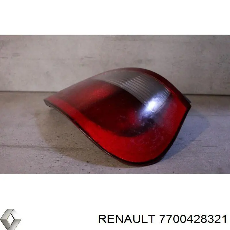 Piloto trasero derecho Renault (RVI) 7700428321