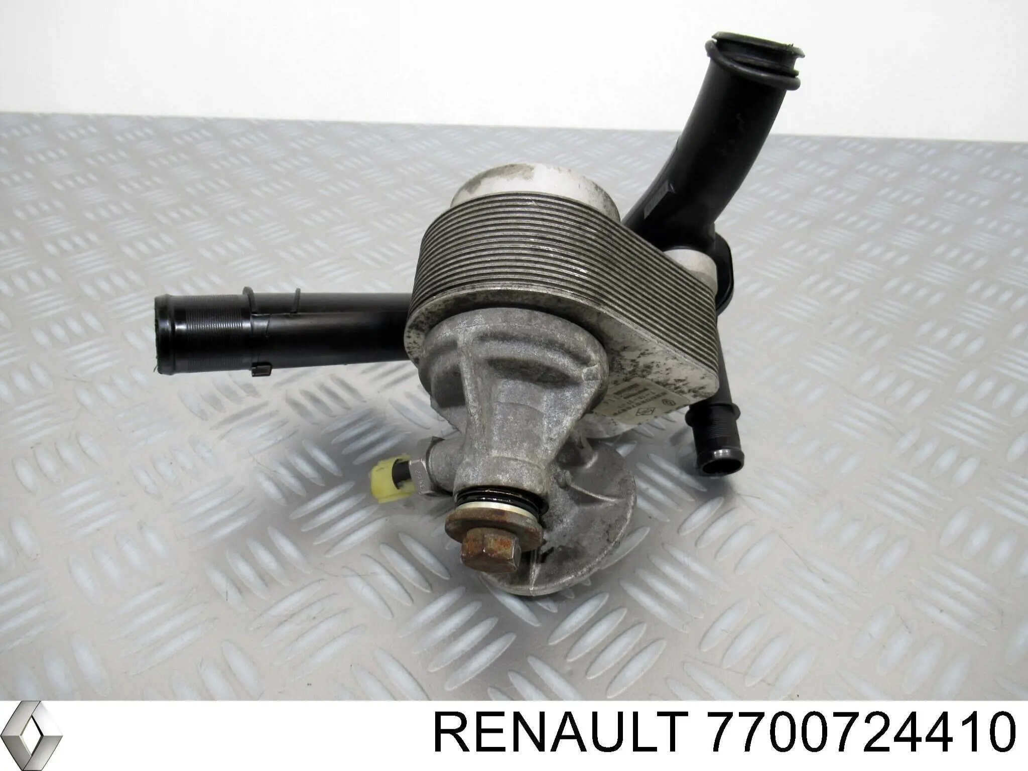 Cilindro maestro de frenos 7700724410 Renault (RVI)