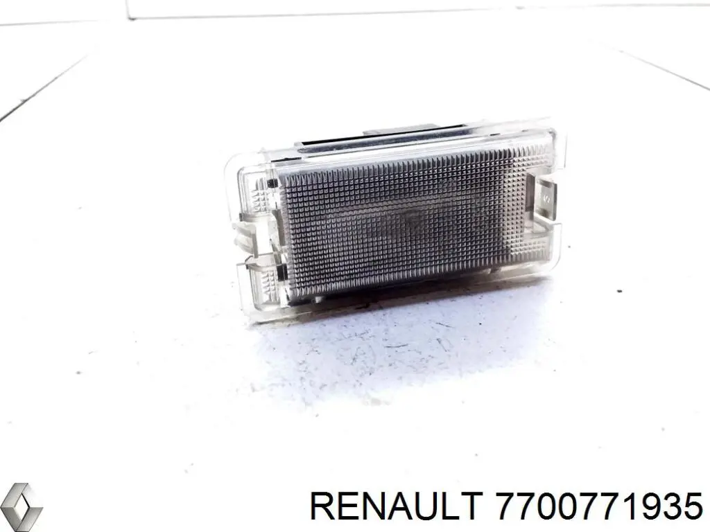 Luz de cortesía del maletero 7700771935 Renault (RVI)