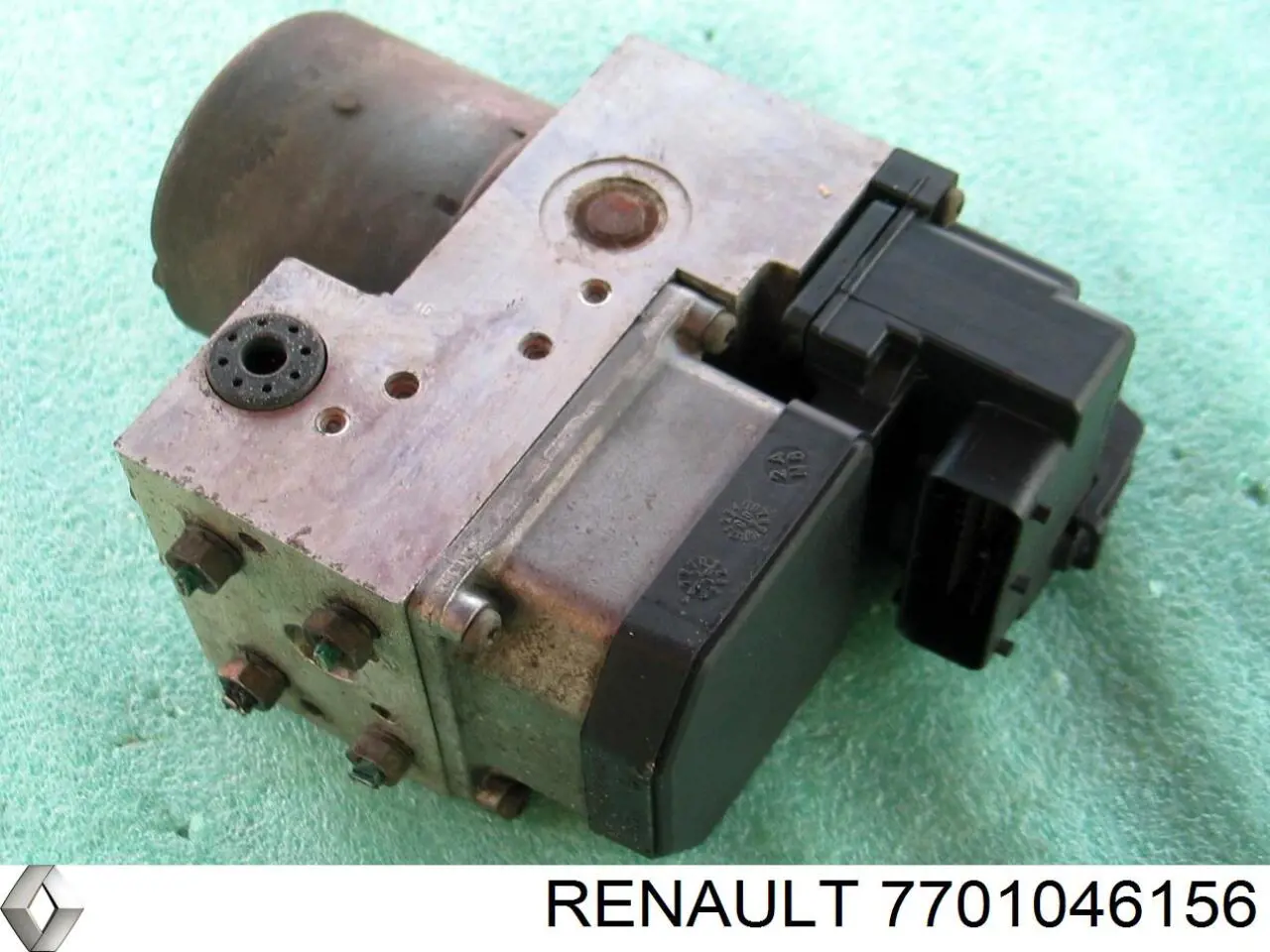 7701046156 Renault (RVI)