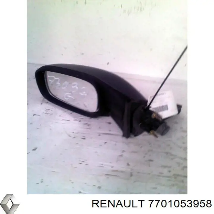 7701053958 Renault (RVI) espejo retrovisor izquierdo