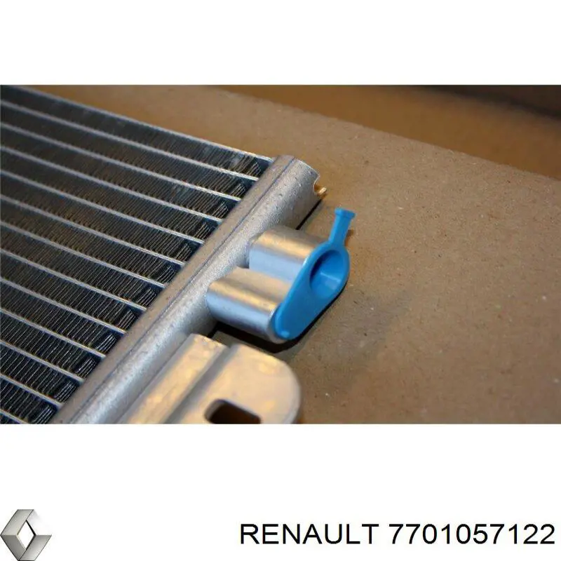 7701057122 Renault (RVI) condensador aire acondicionado