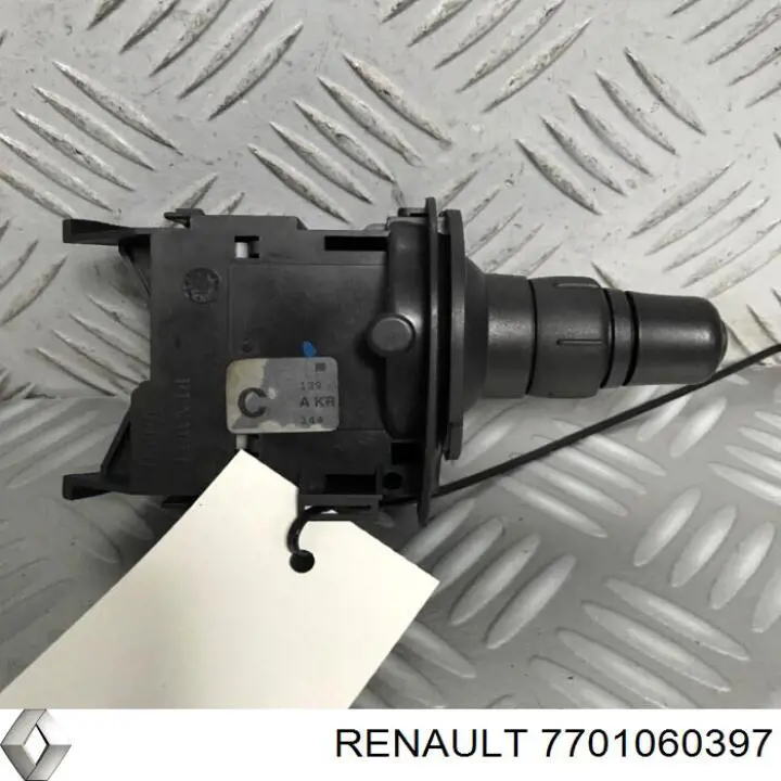 Conmutador izquierdo de la columna de dirección 7701060397 Renault (RVI)
