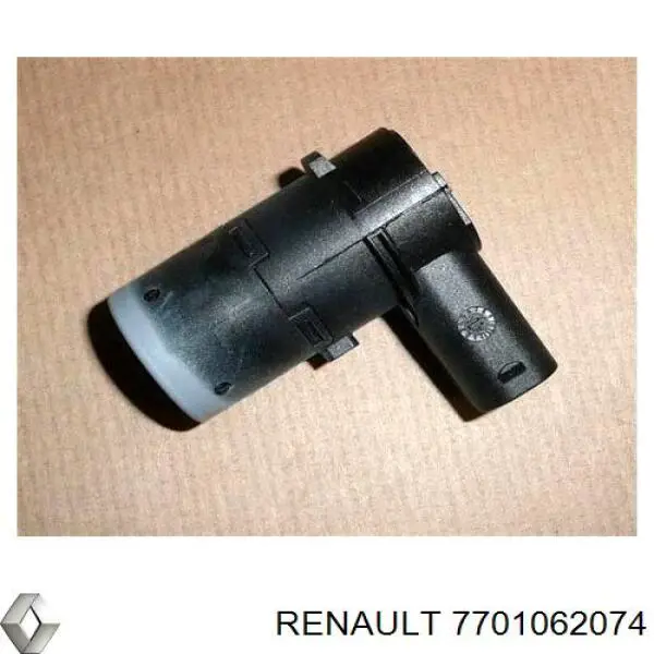 7701062074 Renault (RVI) sensor de aparcamiento trasero