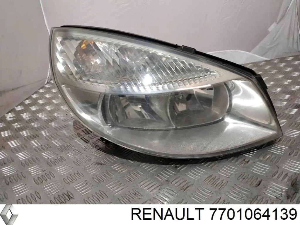 Faro derecho Renault (RVI) 7701064139 precio, desde 201,83 EUR