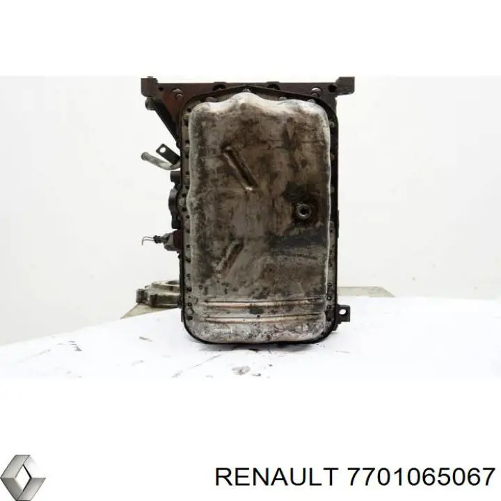 Cárter de aceite inferior Renault (RVI) 7701065067