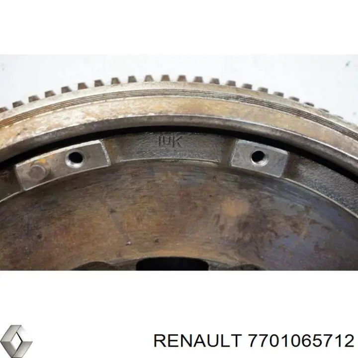 7701065712 Renault (RVI)