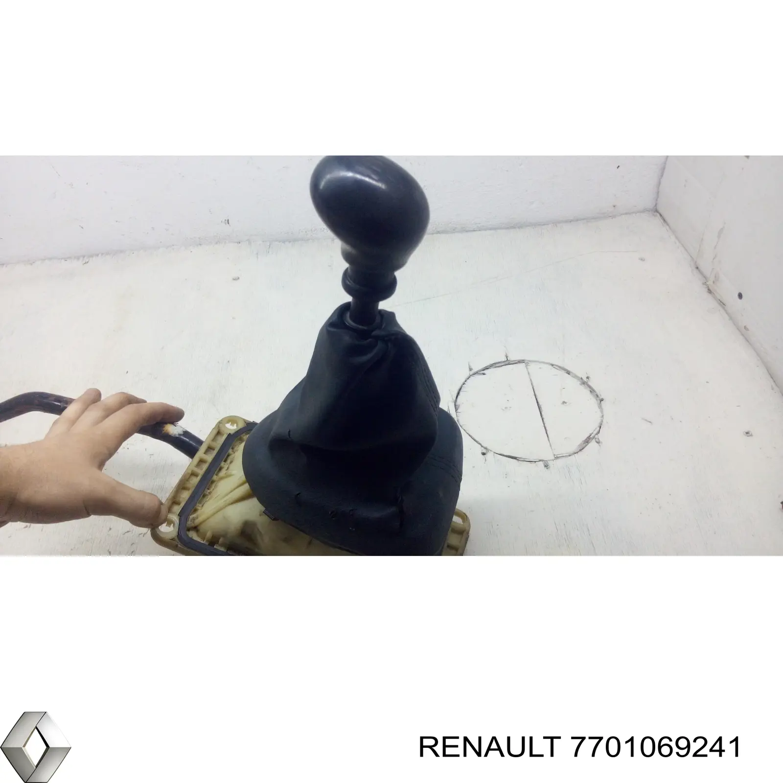 7701069241 Renault (RVI) palanca de selectora de cambios