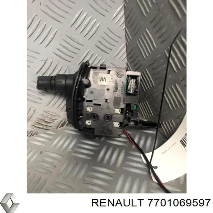 Conmutador derecho de la columna de dirección Renault (RVI) 7701069597 precio, desde 46,90 EUR