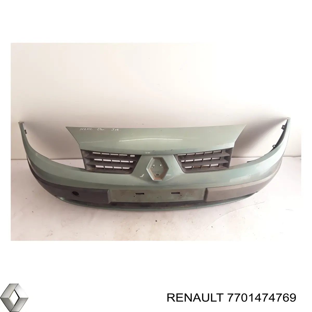 620225303R Renault (RVI) paragolpes delantero