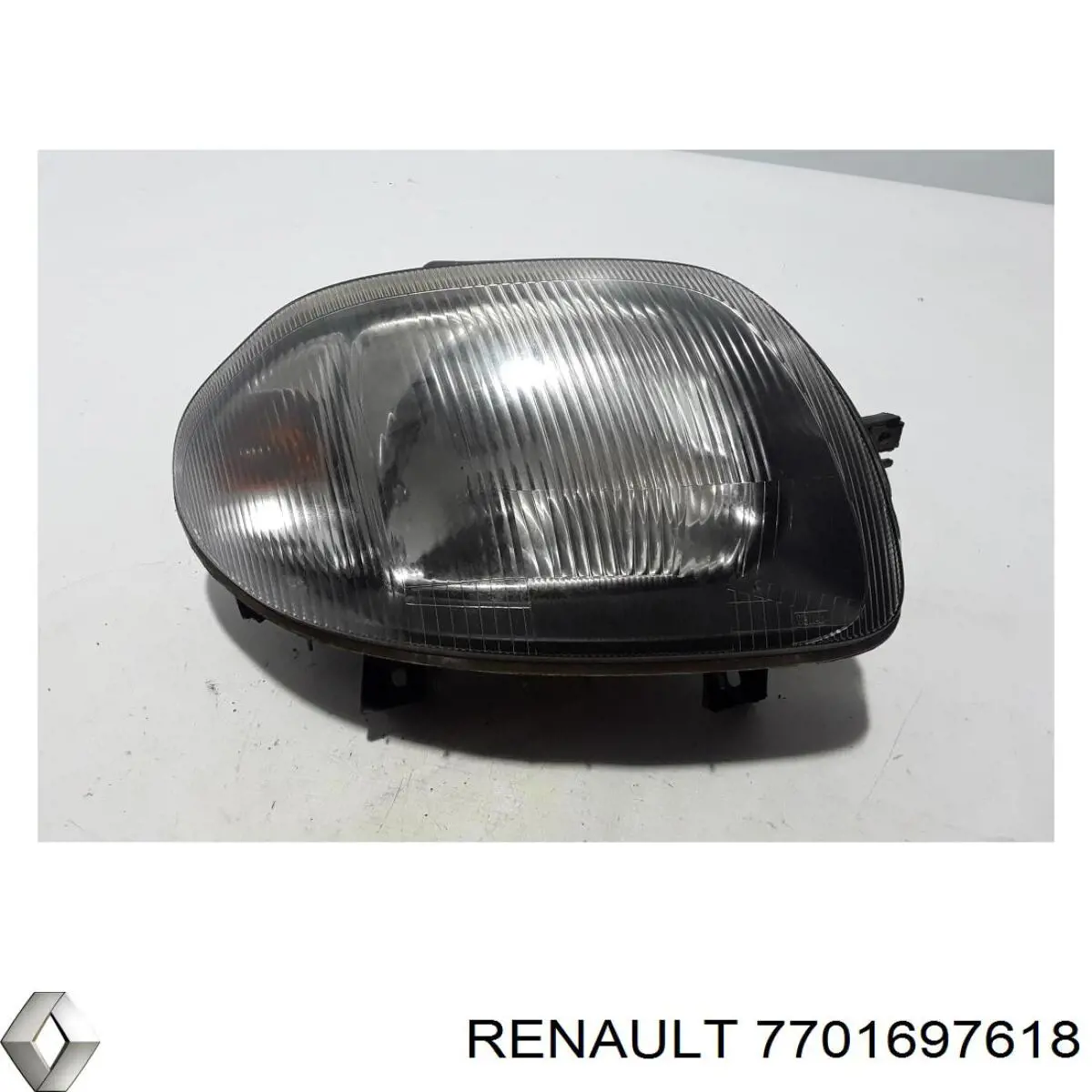 Comprar 7701697618 Renault (RVI) Faro derecho