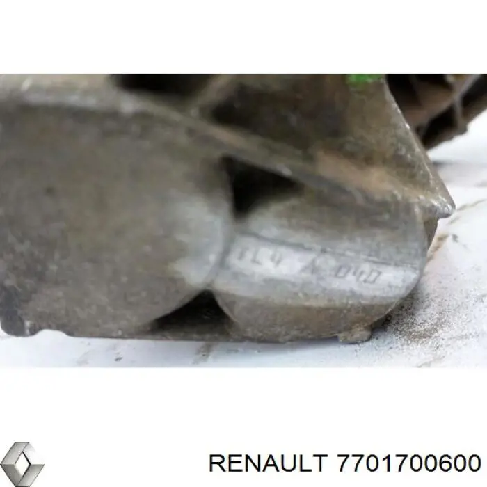 Caja de cambios 7701700600 Renault (RVI)