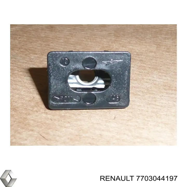 Tuerca remachable para tornillo autorroscante Renault (RVI) 7703044197 precio, desde 3,21 EUR