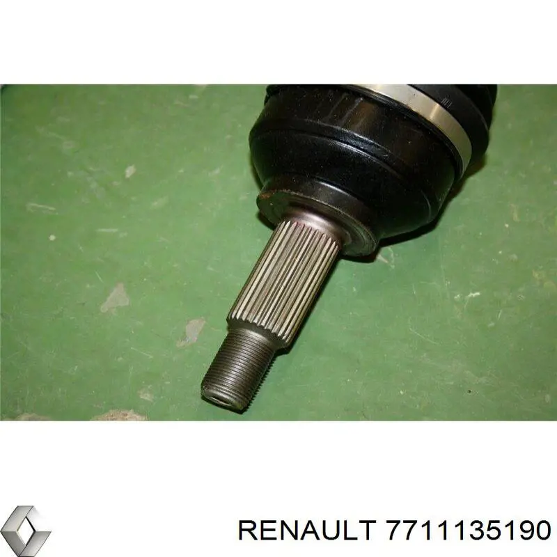 Comprar 7711135190 Renault (RVI) Semieje delantero derecho