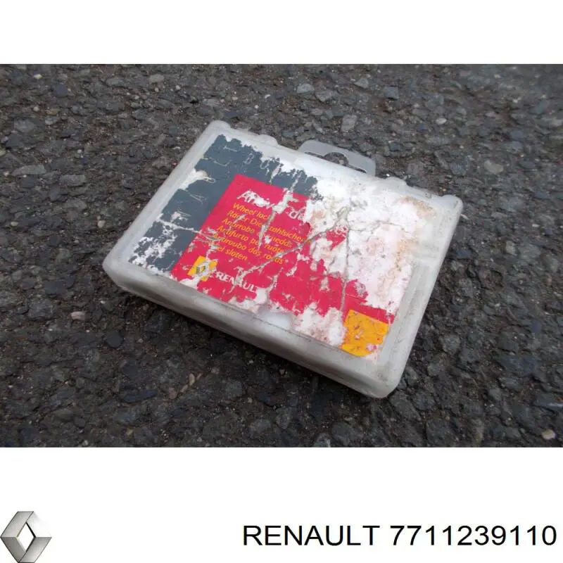 7711239110 Renault (RVI) tornillo de rueda