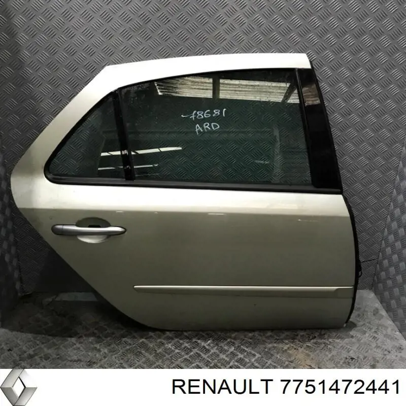 7751472441 Renault (RVI) puerta trasera derecha