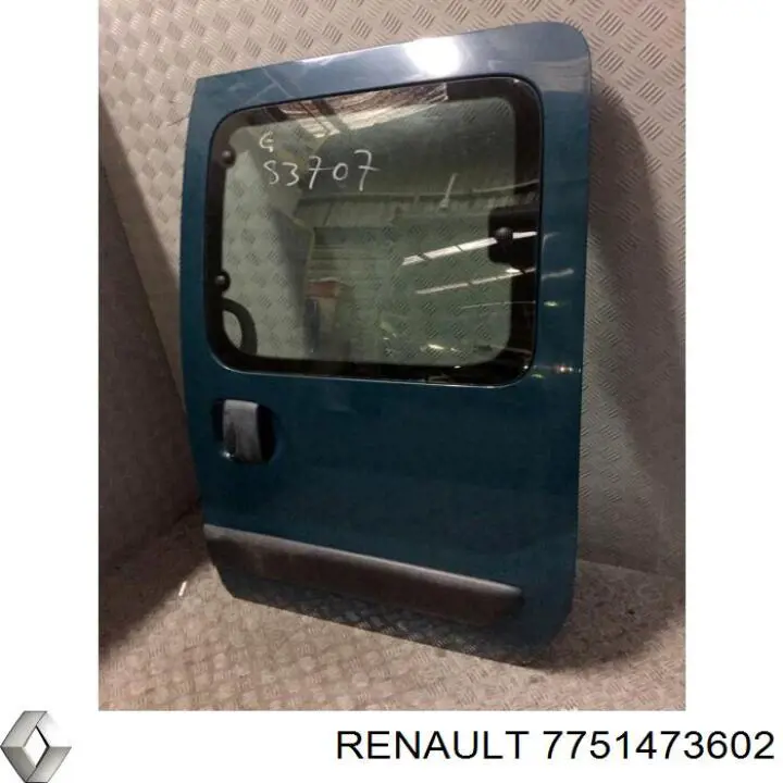 Puerta lateral corrediza izquierda Renault (RVI) 7751473602