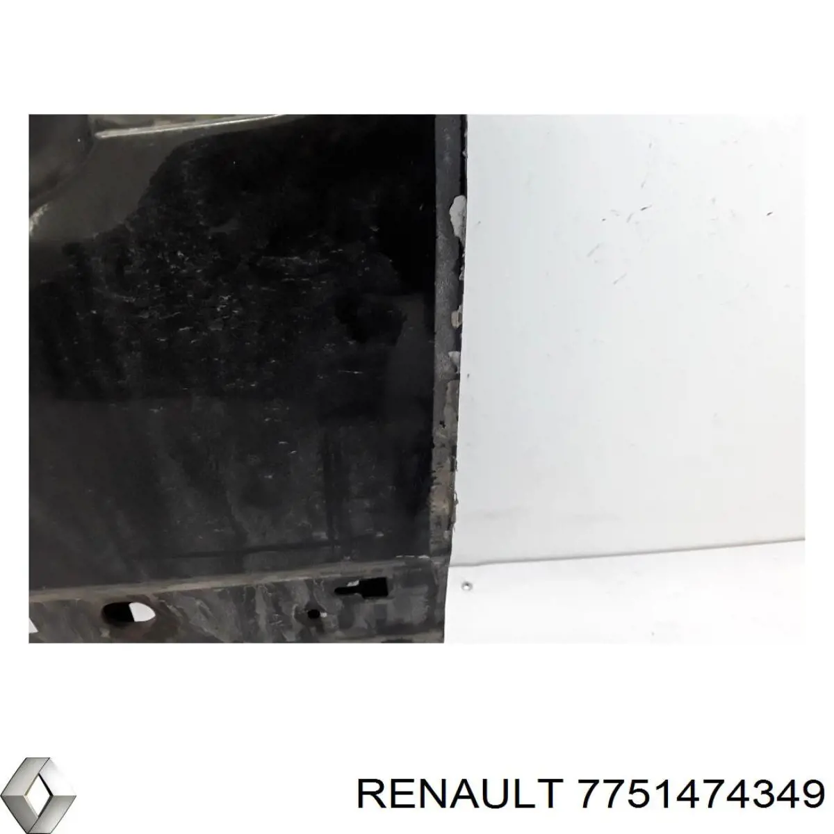 Puerta delantera izquierda 7751474349 Renault (RVI)