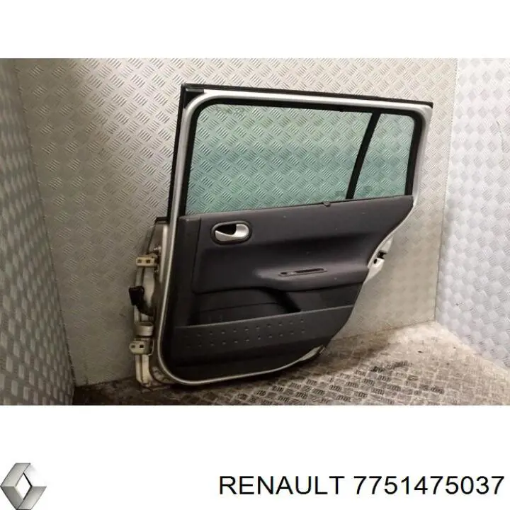 Puerta trasera derecha Renault Megane 2 (KM0)