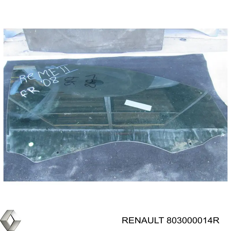 803000009R Renault (RVI) luna de puerta delantera derecha
