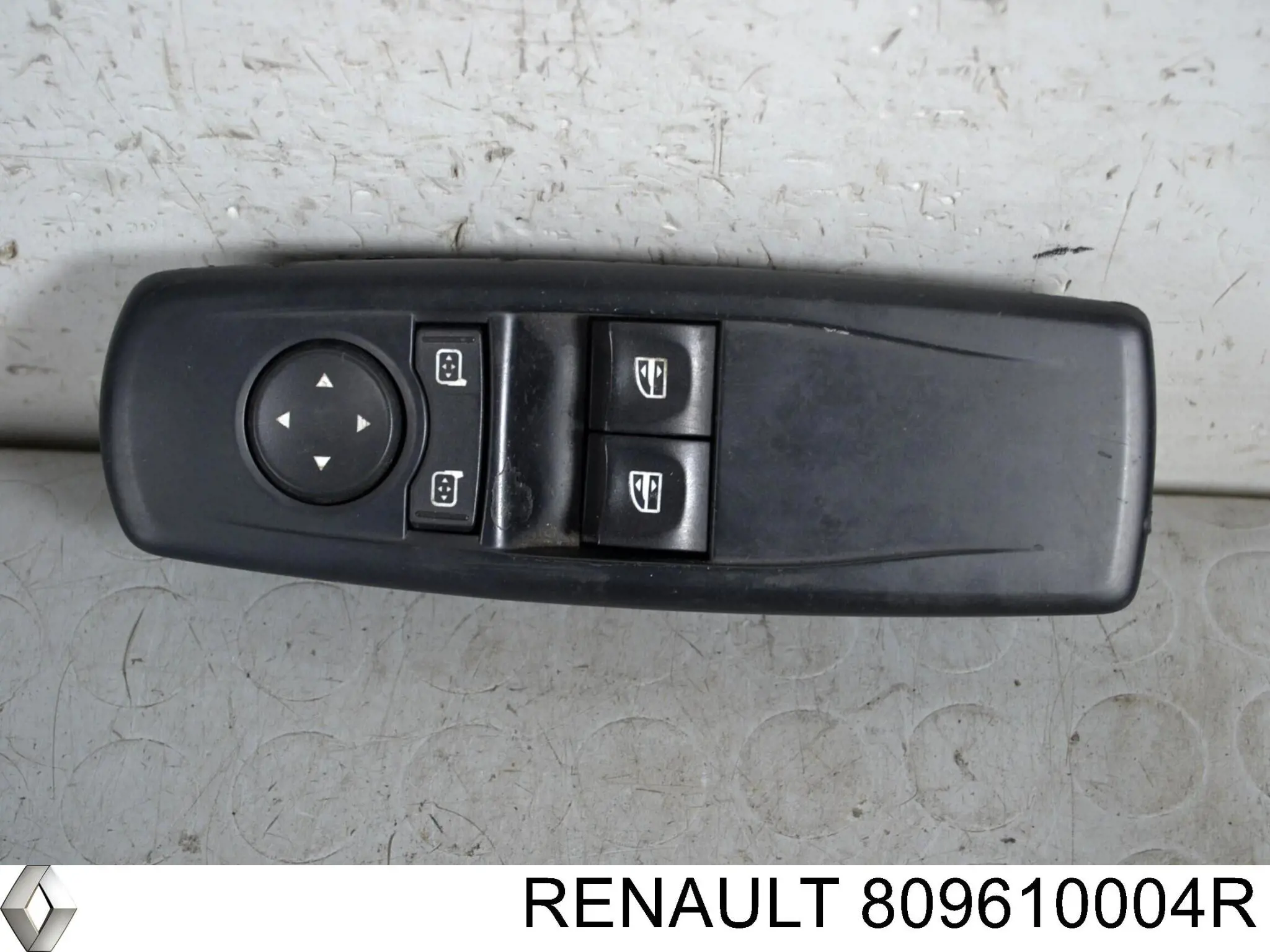 809610004R Renault (RVI)