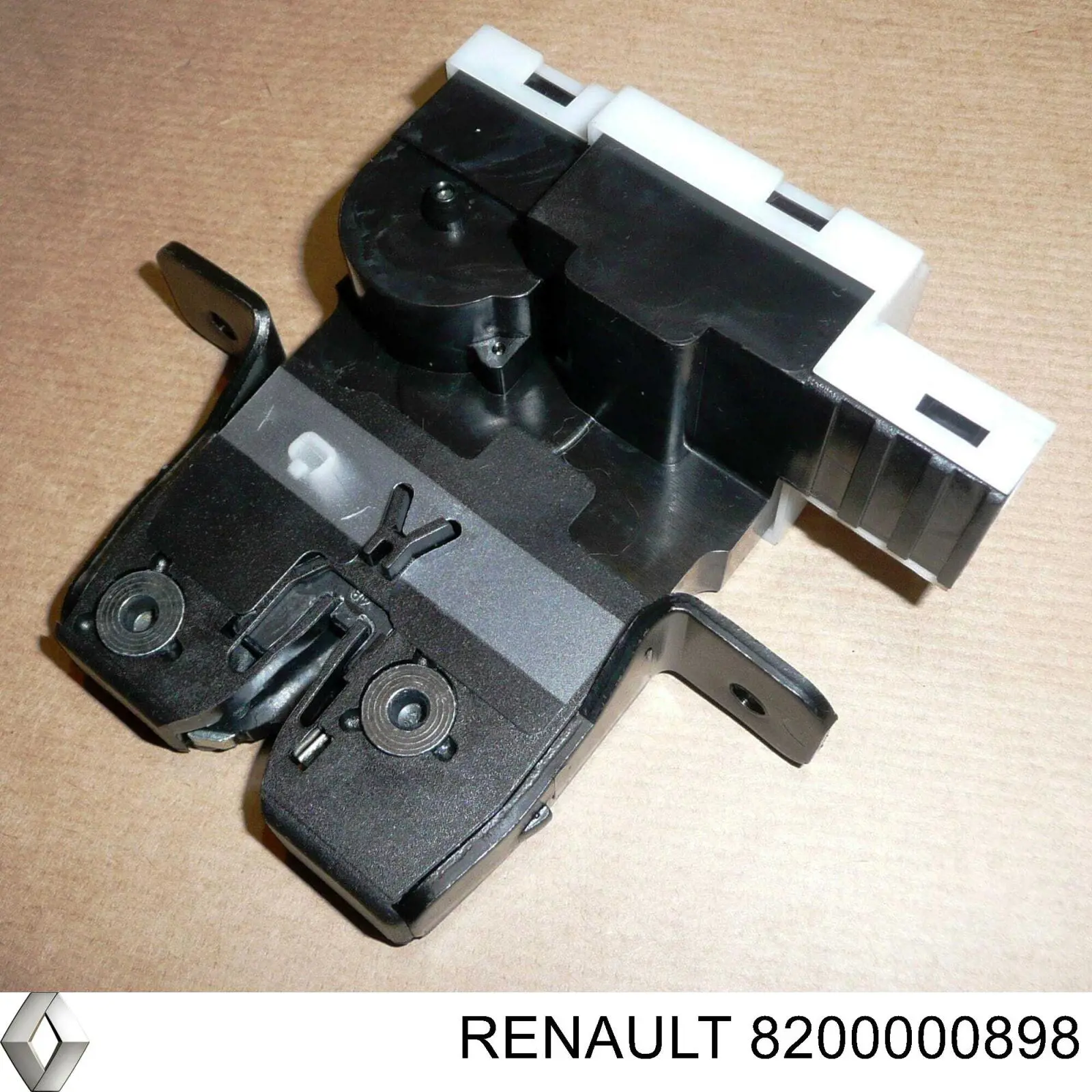 Comprar 8200000898 Renault (RVI) Cerradura de puerta de maletero