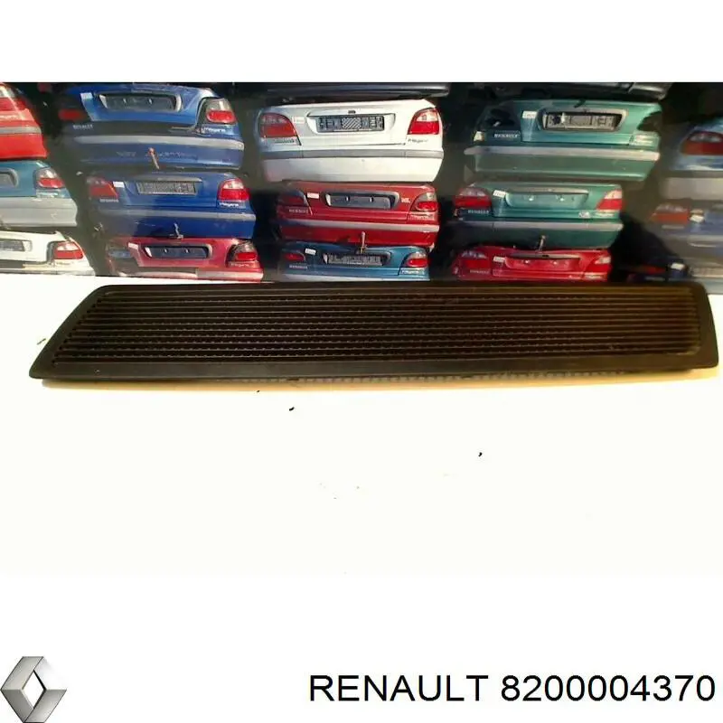 Rejilla de capó para Renault Trafic (FL)