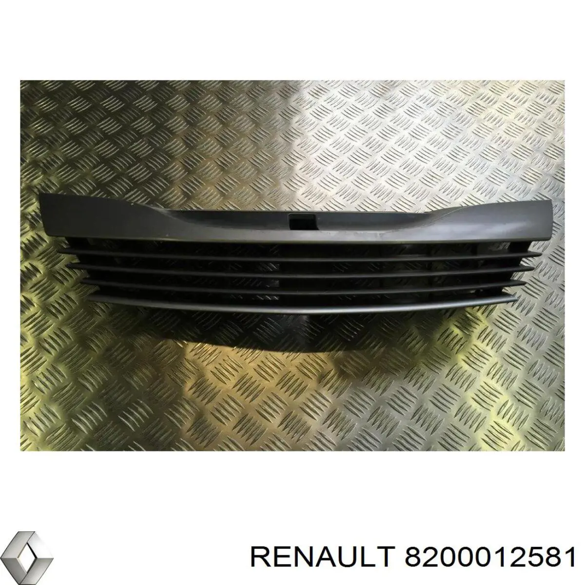 Rejilla delantera Renault (RVI) 8200012581 precio, desde 39,20 EUR