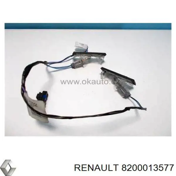 8200013577 Renault (RVI) piloto de matrícula
