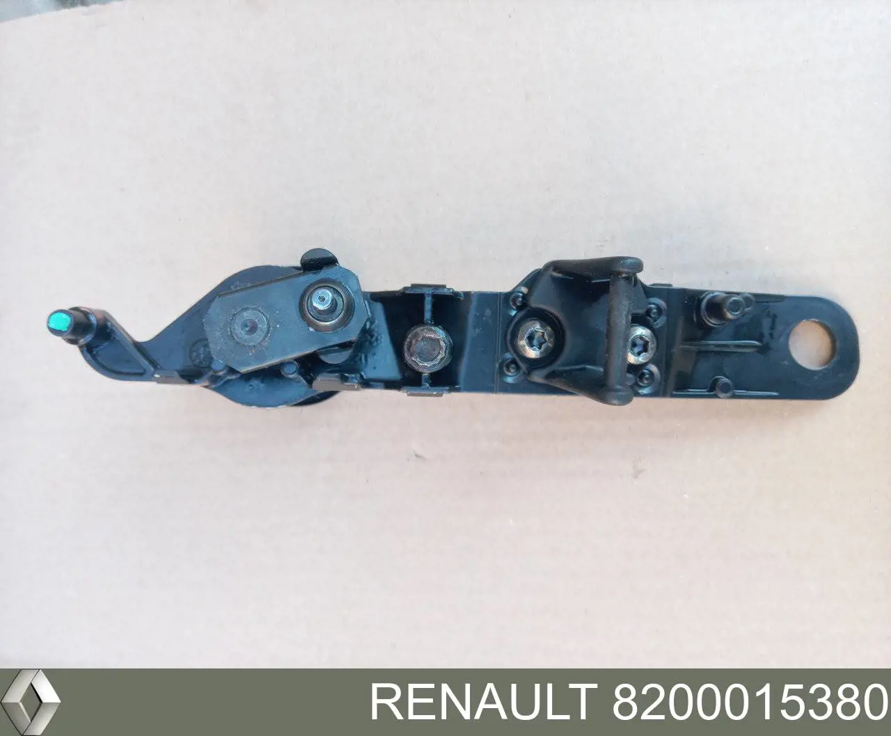 Comprar 8200015380 Renault (RVI) Mecanismo del limpiaparabrisas trasero