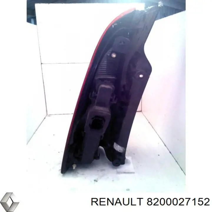 Comprar Piloto trasero derecho Renault Espace IV JK0