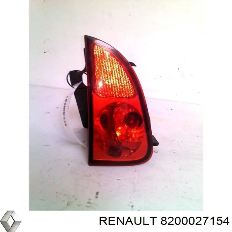 Comprar 8200027154 Renault (RVI) Luz trasera de parachoques derecha